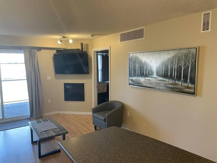 Chris'S Cozy Condo Times Square Rogers Place Edmonton