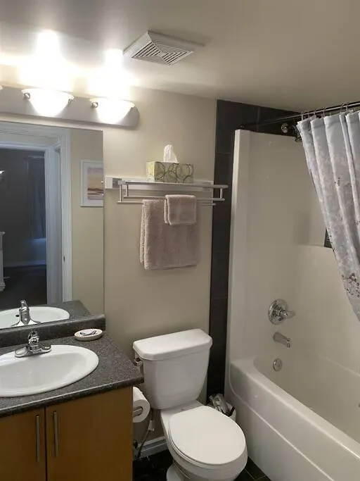 Apartment Chris'S Cozy Condo Times Square Rogers Place Edmonton