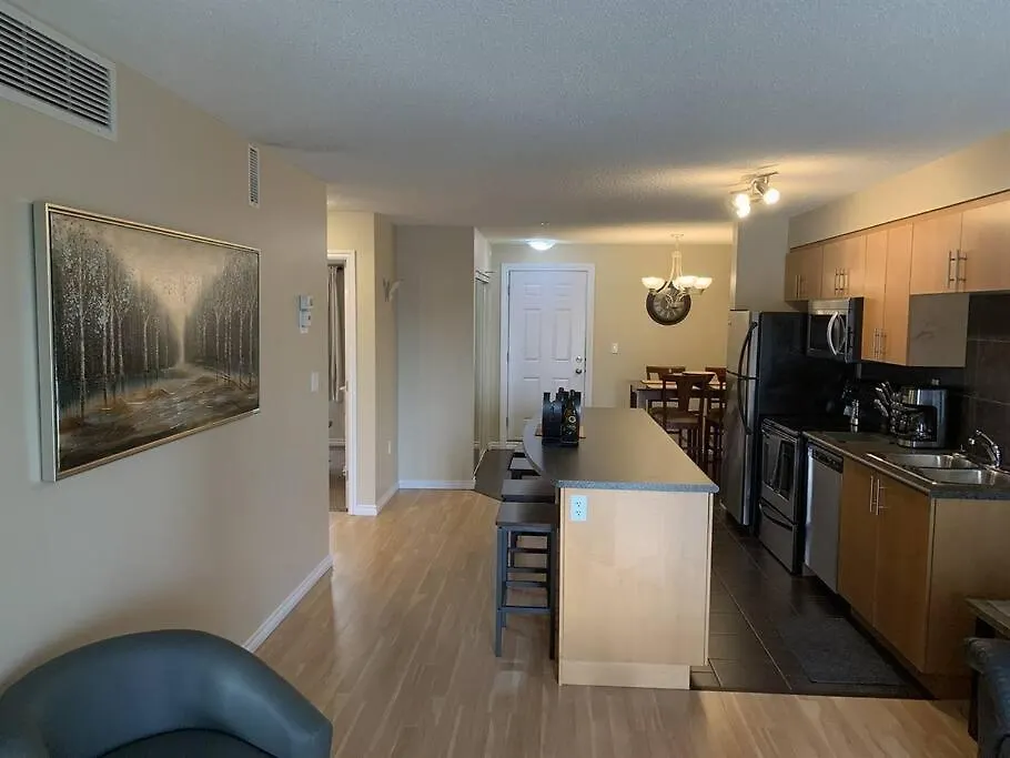 Chris'S Cozy Condo Times Square Rogers Place Edmonton Canada